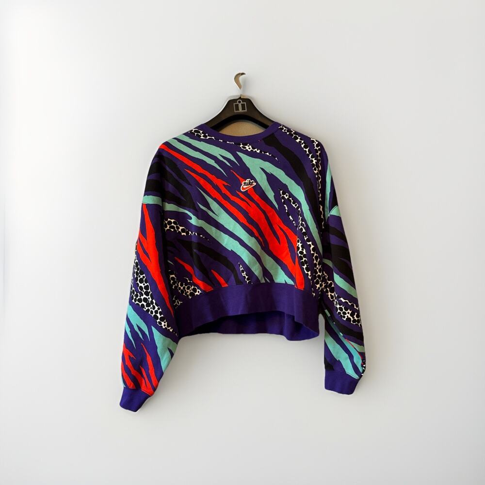 NIKE Womens Oversized Cropped Crewneck Sweatshirt Size Medium Boxy Drop Sleeve